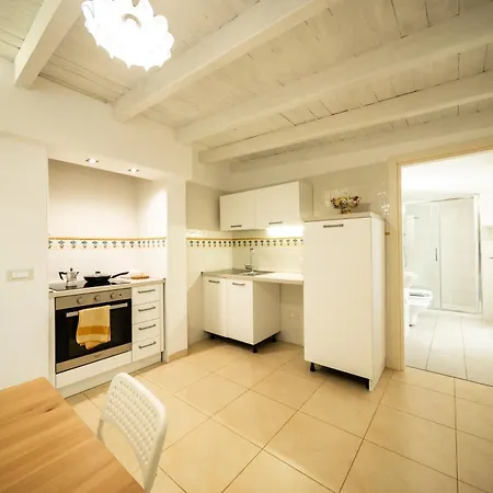 Bed & Breakfast Alloggi Del Sole 3*