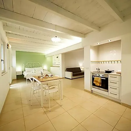 B&B Alloggi Del Sole 3*